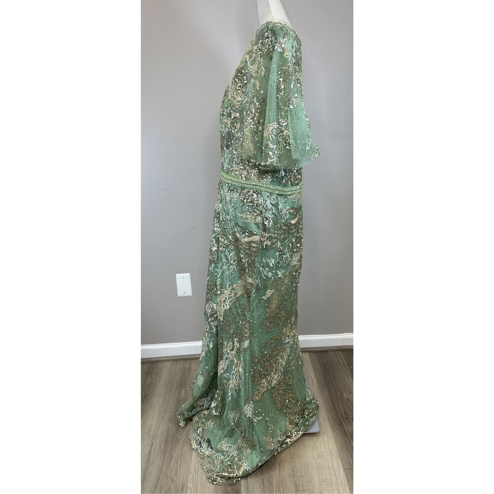 NWT Mac Duggal Women's Embellished Flutter Sleeve High Neck Gown Size US14 $898 - Picture 6 of 10